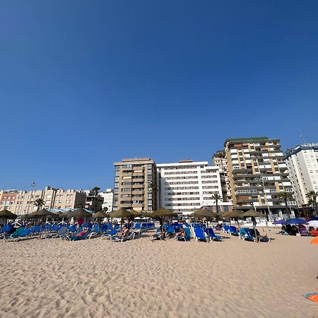 Atico Primera Linea De Playa. カディス エクステリア 写真