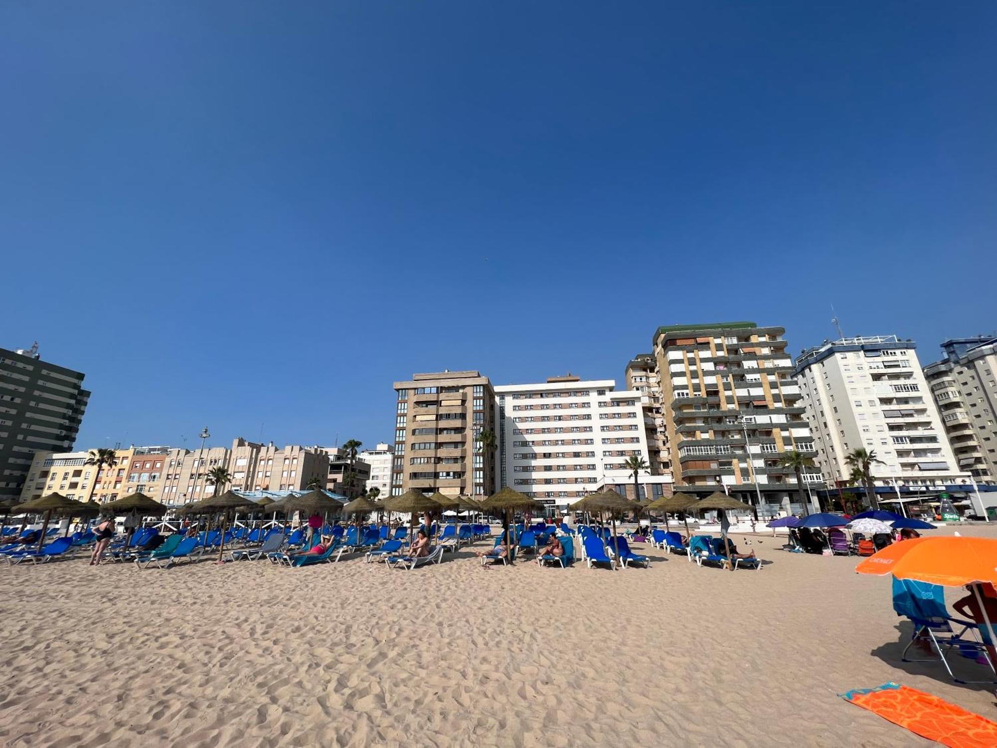 Atico Primera Linea De Playa. カディス エクステリア 写真